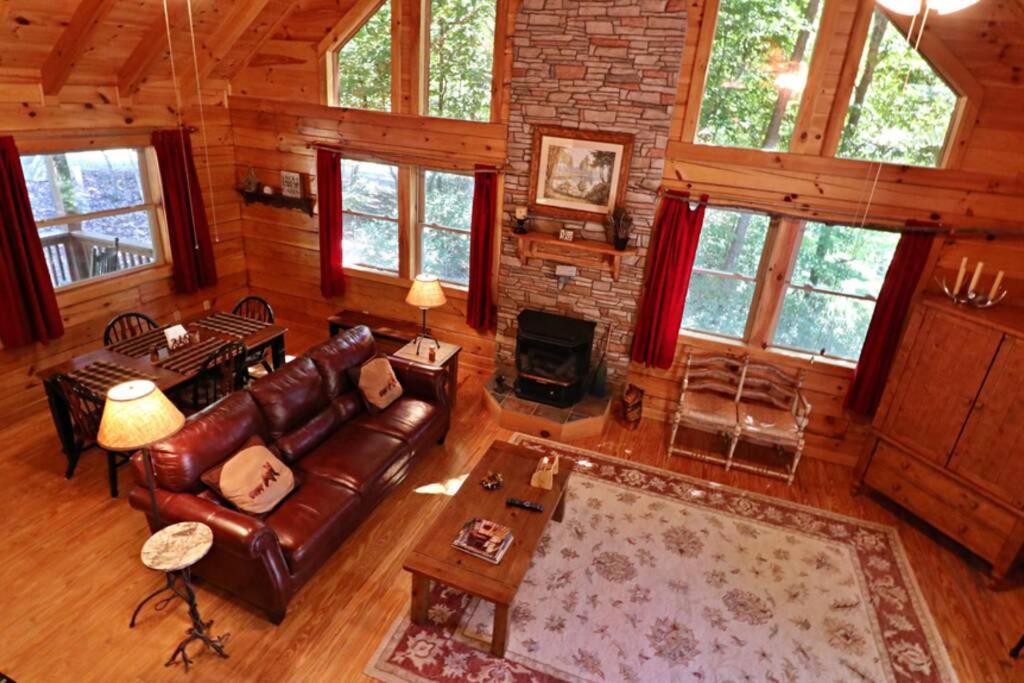 The Crows Nest * Lake Lure